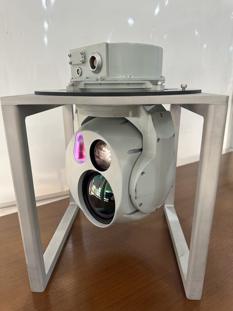 Triple-Sensor Electro-Optical/Infrared (EO/IR) Gimbal Camera with AI-Tracking SF-RBD180B